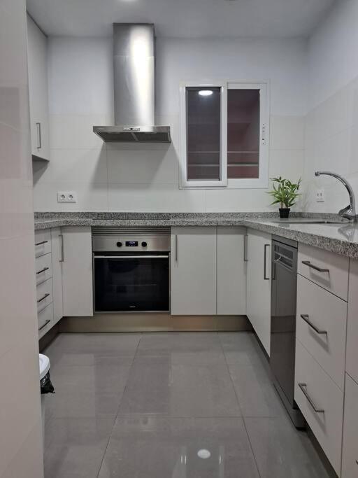 Altamira White & Bright Apartment อัลเมรีอา ภายนอก รูปภาพ
