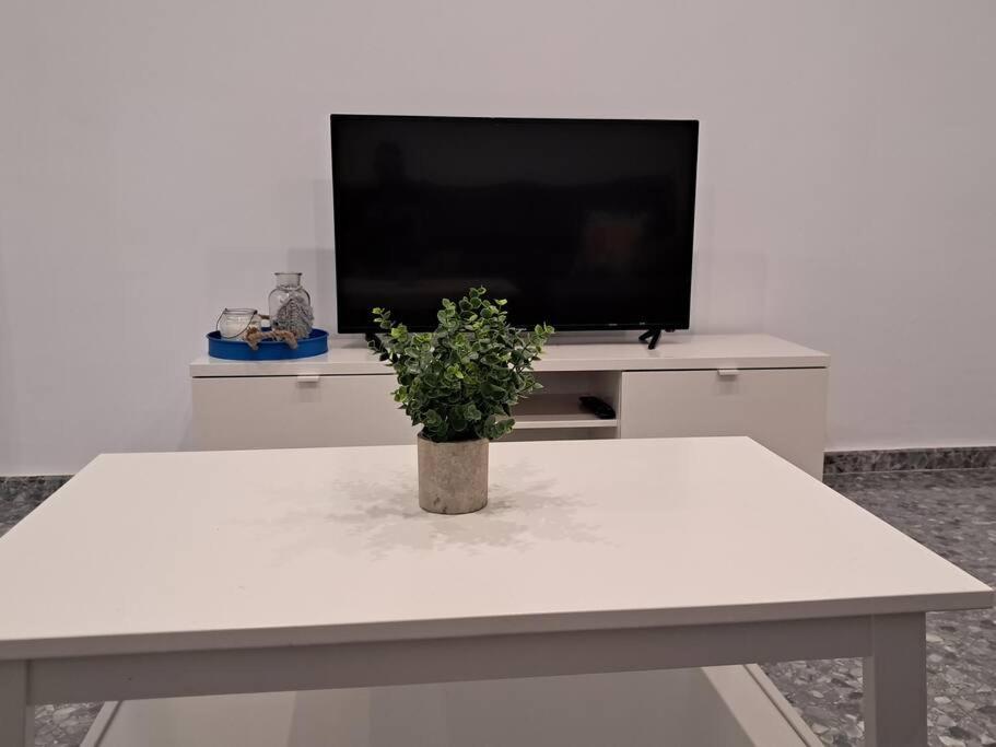 Altamira White & Bright Apartment อัลเมรีอา ภายนอก รูปภาพ